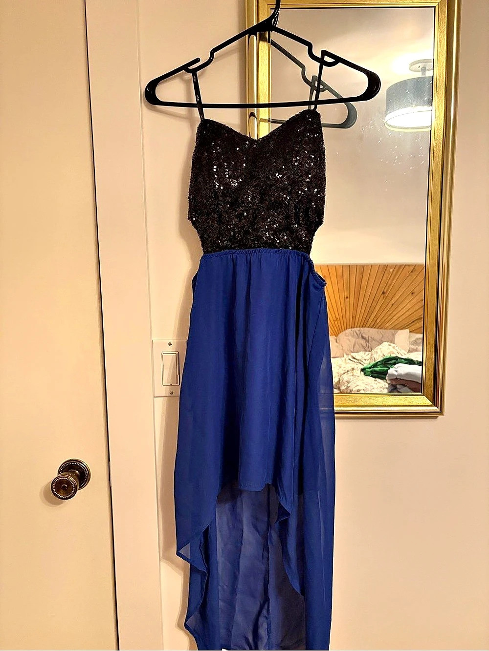 Sequin High-Low Dress in Blue & Black Size Small
